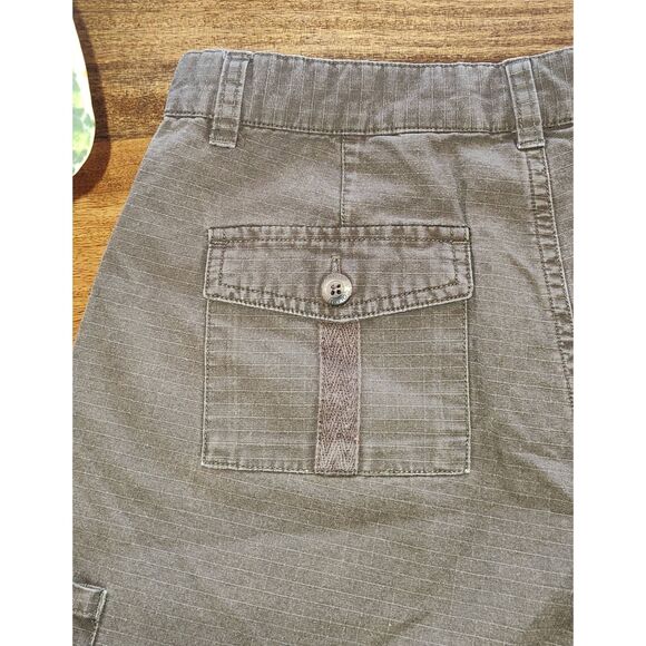 Columbia hiking flat front cargo shorts womens 8 green khaki w 4.5" inseam - Picture 15 of 16